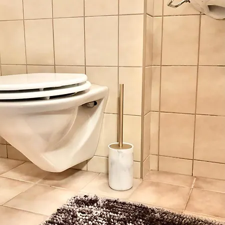 Lechtaler Alpenblick - Privatzimmer&ferienwohnung * Landeck